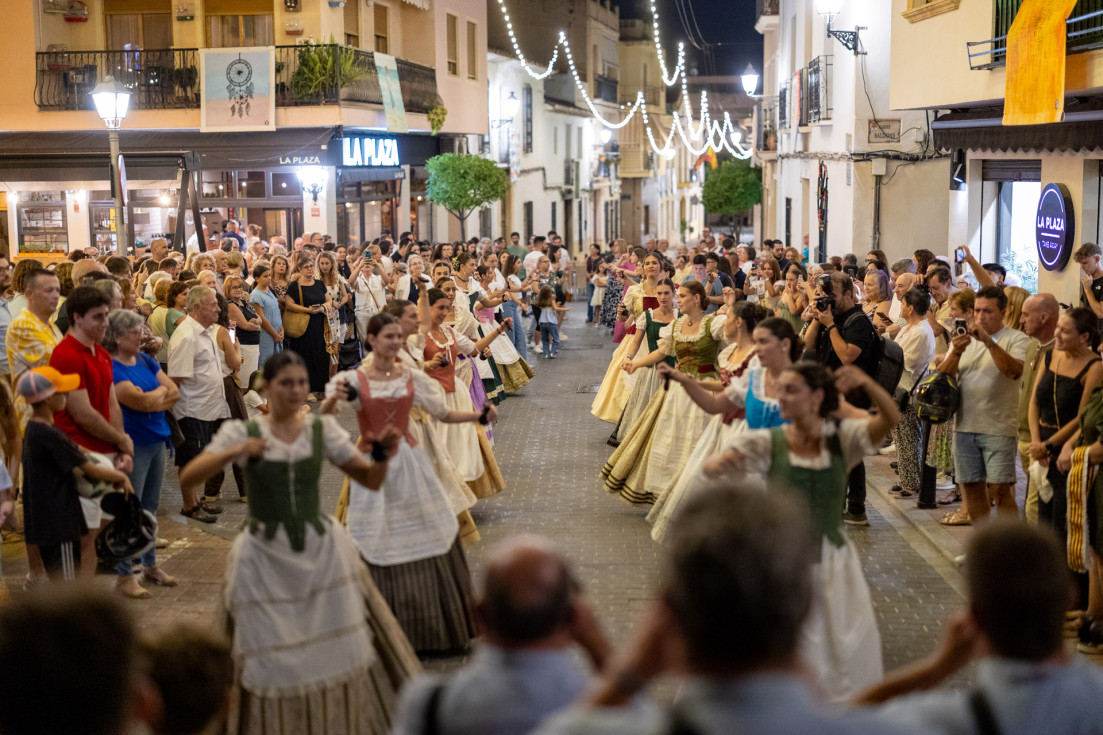 Les Copletes a la Verge dels Dolors l'Alfàs danzas