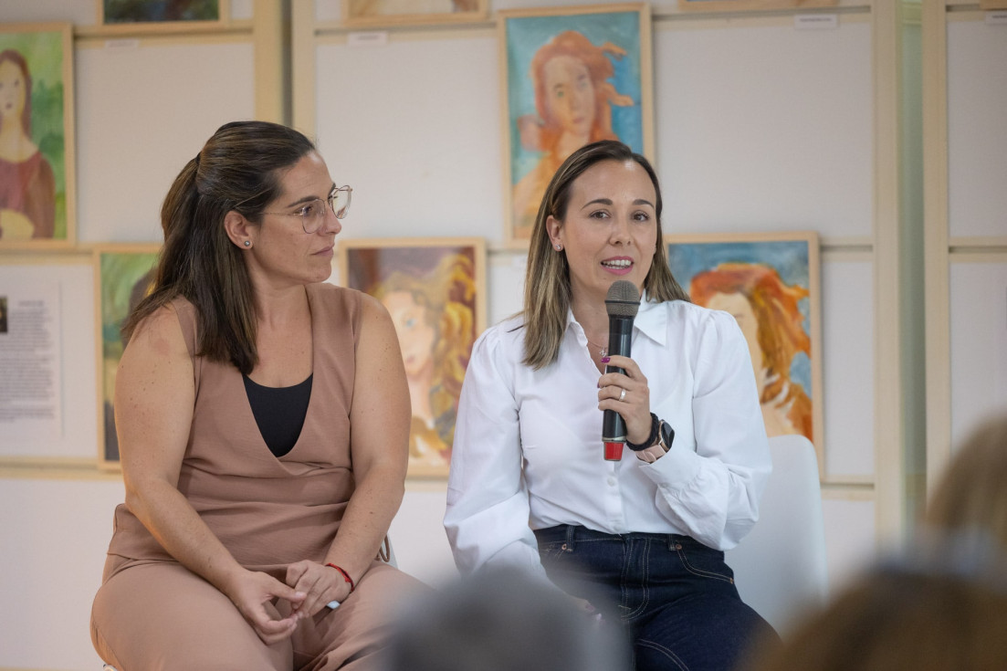 mesa mireya jornada acogimiento familiar l'alfàs