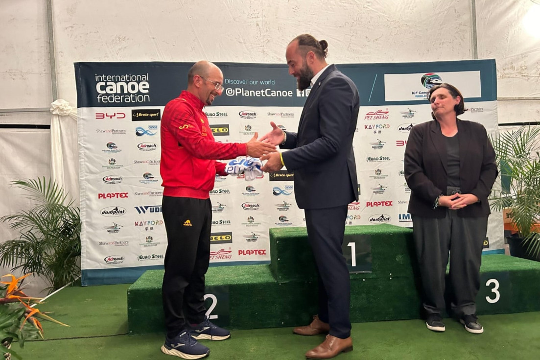 Villajoyosa recoge el testigo de Durban para organizar el Campeonato del Mundo de Kayak de Mar en 2026