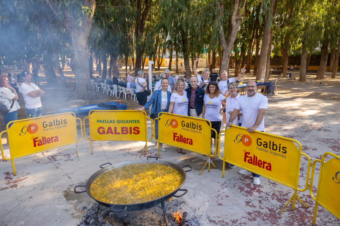 jornada convivencia cena solidaria solgruppen