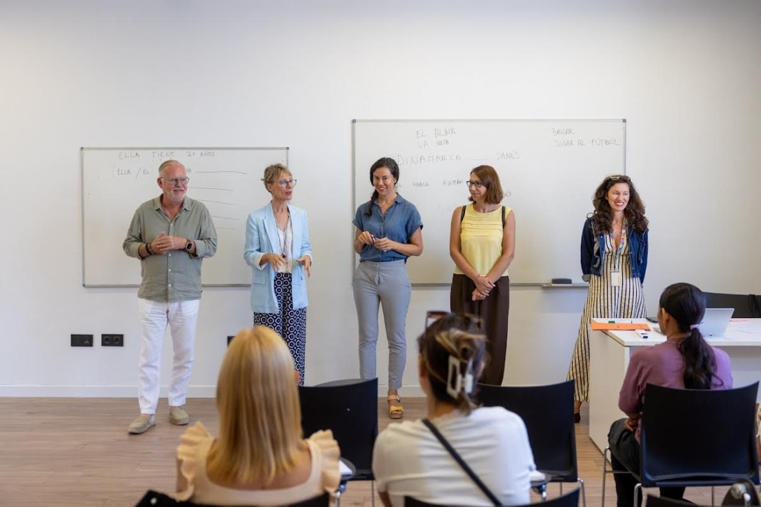 L’Alfàs del Pi pone en marcha cinco cursos gratuitos de español para residentes extranjeros