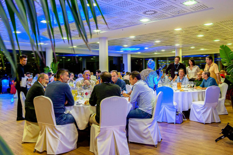 Celebra tu cena de empresa en Calpe con las exclusivas ofertas de AR Hotels: descubre las propuestas de AR Diamante Beach y The Cookbook Hotel