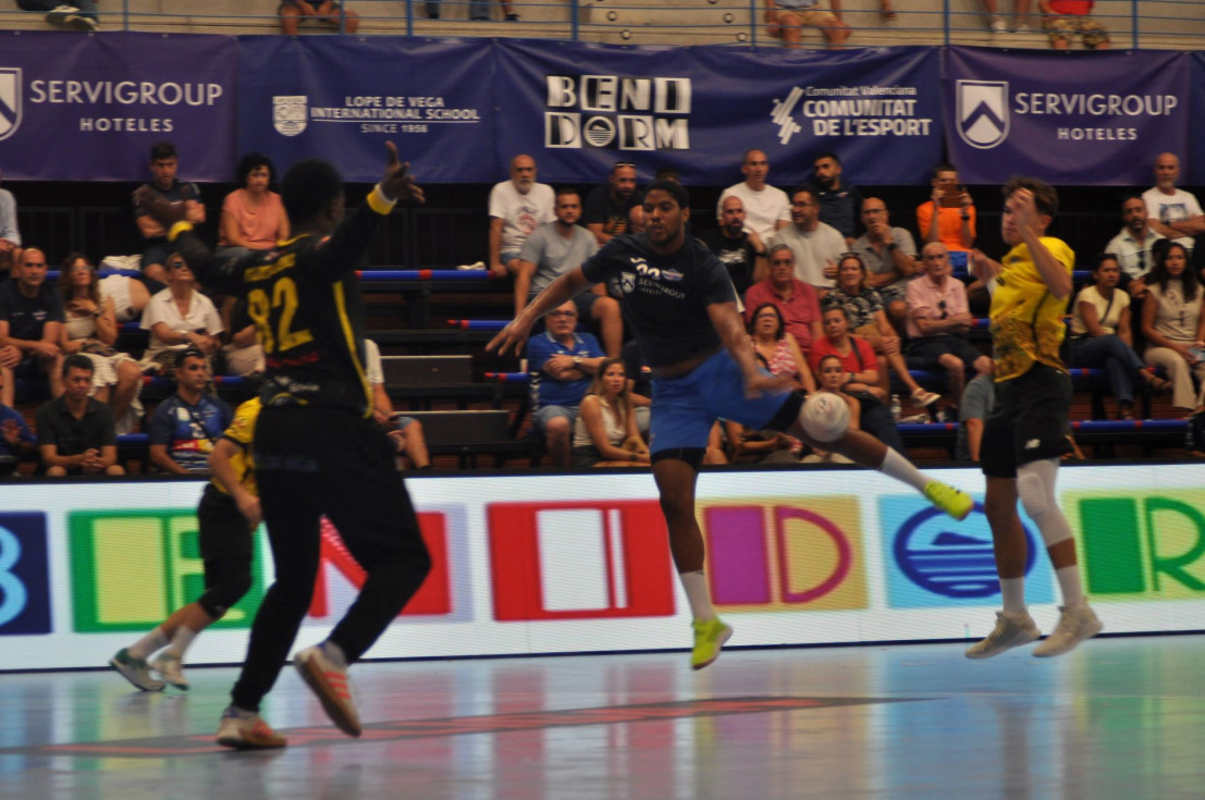 Feliciano Nunes balonmano benidorm