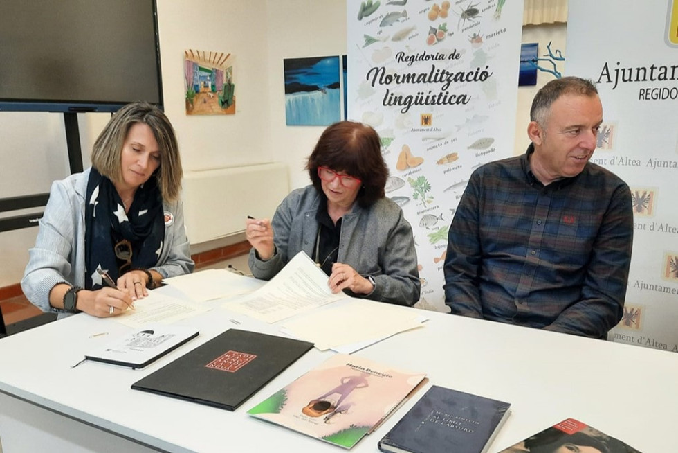 Altea Acadèmia Valenciana de la Llengua firma convenio