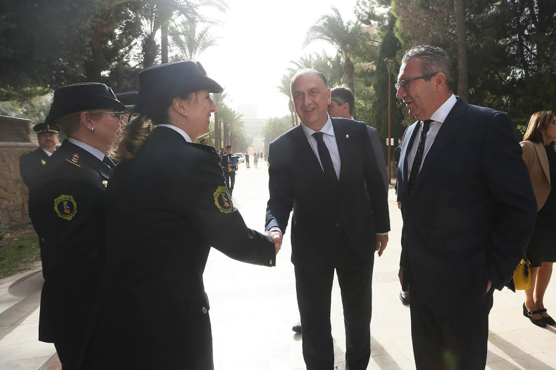 Benidorm agentes acto provincial condecoraciones Policía Local
