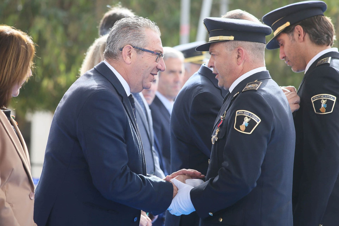 Benidorm acto provincial condecoraciones Policía Local
