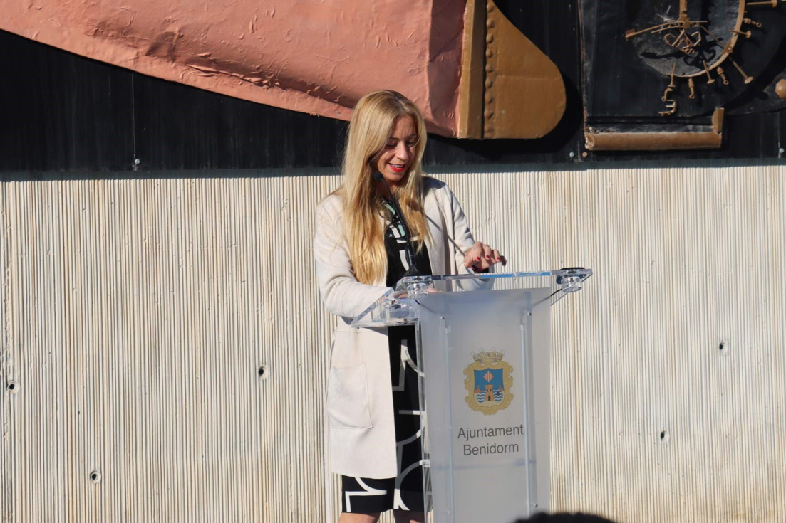 dia de les lletres valencianes benidorm ana pellicer