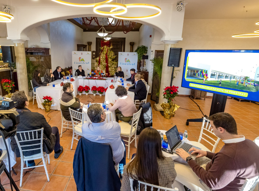 encuentro medios navidad finestrat 2025