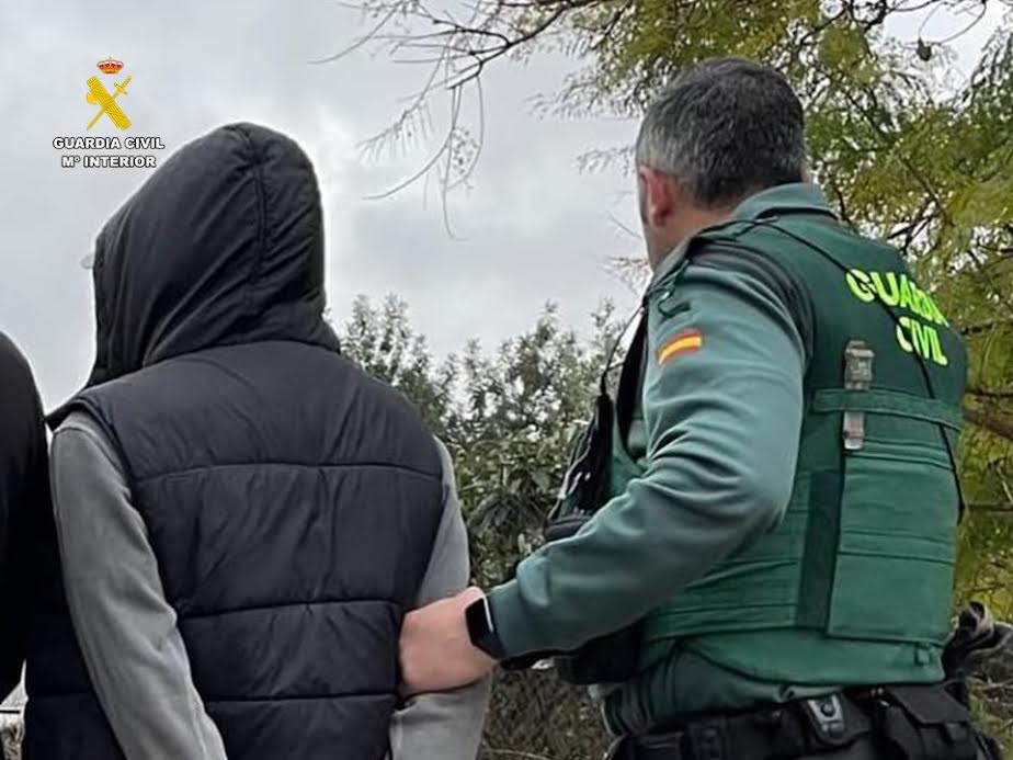 Seis detenidos en Callosa d’en Sarrià por un robo con fuerza en una vivienda de una partida rural