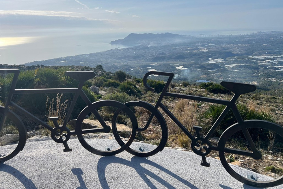 escultura ciclismo bèrnia altea