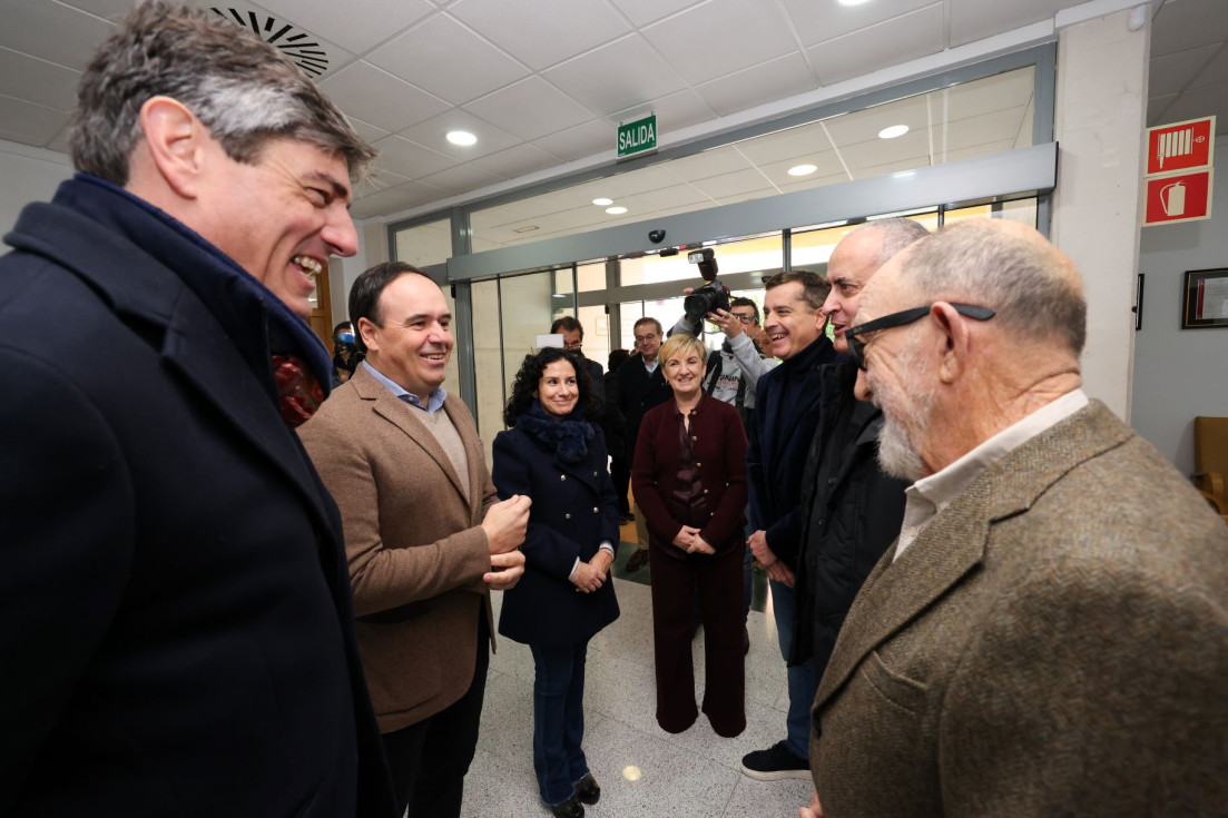 VISITA PRESIDENT JUANFRAN PÉREZ LLORCA HOSPITAL ASILO SANTA MARTA VILLAJOYOSA