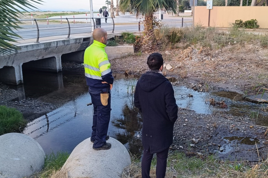 Limpieza cauce Amadorio villajoyosa diciembre 2025