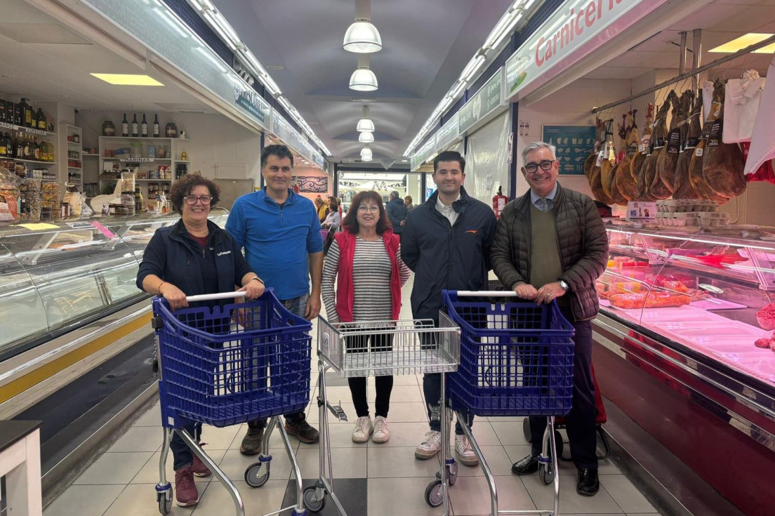 El Mercado Municipal de Altea incorpora nuevos carros para mejorar la accesibilidad y la experiencia de compra